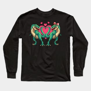 T Rex in Love Valentine's Day Funny Love Hearts Dinosaur Long Sleeve T-Shirt